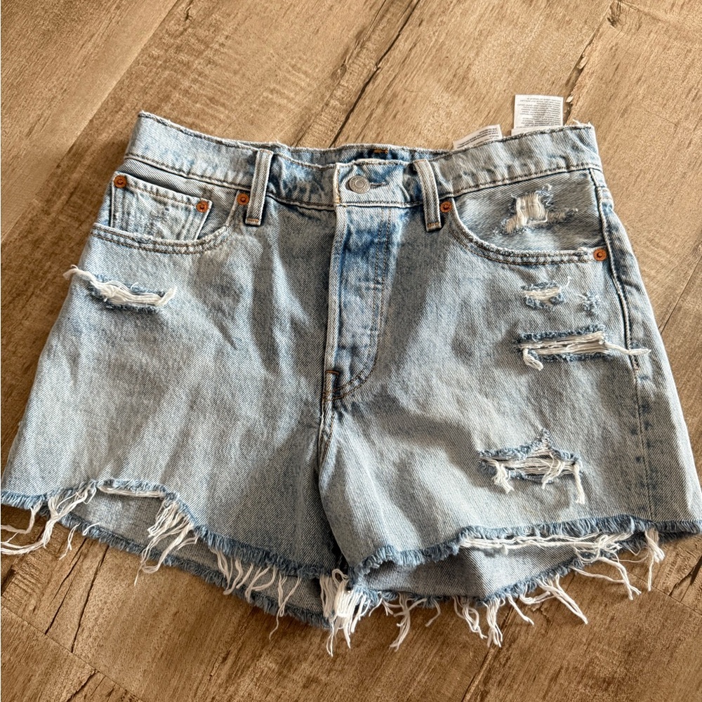 Levi’s wedgie Light Blue Distressed Jean Shorts